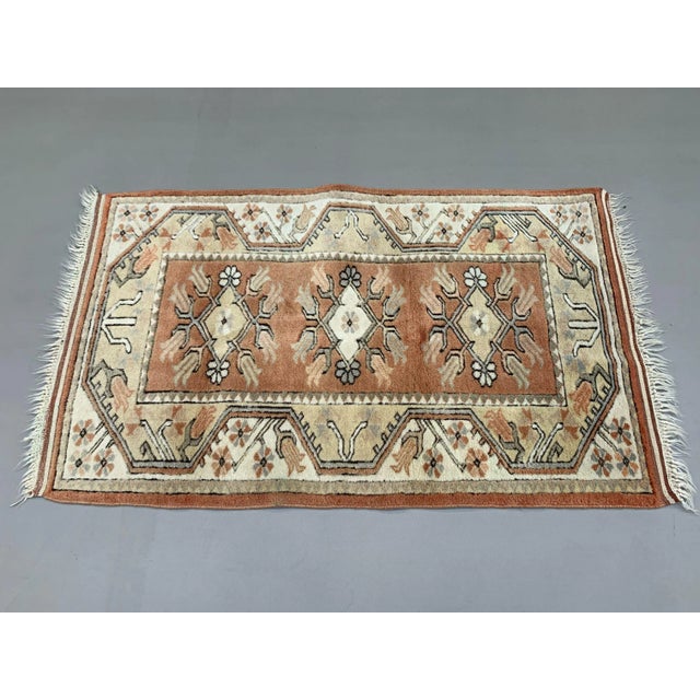 Vintage Turkish Ushak Rug For Sale - Image 4 of 10