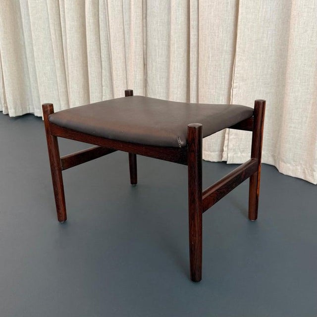 Mid-Century Modern 1960s Scandinavian Modern Leather and Rosewood Footstool Ottoman by Hugo Frandsen For Sale - Image 3 of 8