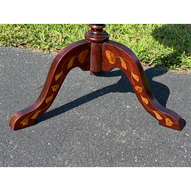 19th Century Antique 19th Century Bellflower Inlaid Mahogany Tilt Top Stand For Sale - Image 5 of 7