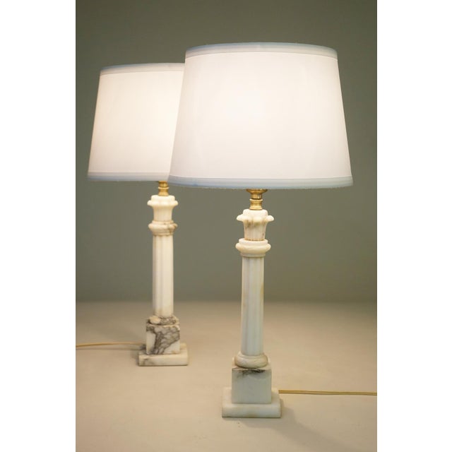 1950s Neo Classic Hollywood Regency Modern Carrara Marble Corinthian Style Column Table Lamps - a Pair For Sale - Image 4 of 12