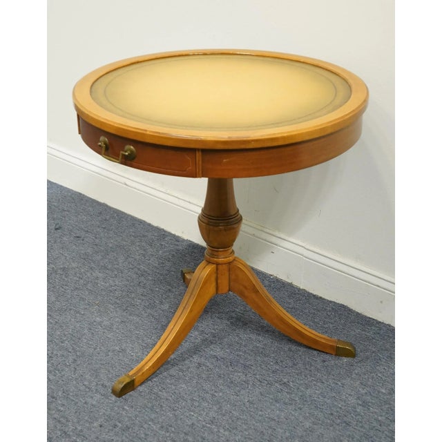 Mersman Furniture Traditional Style 26" Round Accent Table W. Tooled Leather Top 7735 Chairish