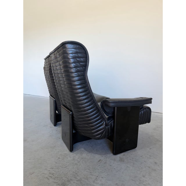 Knoll Vintage 1970’s Otto Zapf for Knoll Attrb Follow Me Black Leather Two Seat Sofa For Sale - Image 4 of 12