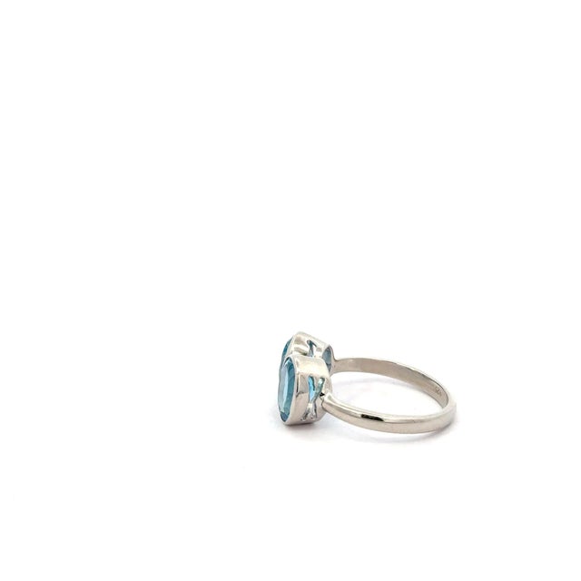 Metal Two Stone Ring by Carat&her / 5.09 Carat Blue Topaz Gemstone Promise Ring in Silver- Size 7 For Sale - Image 7 of 13