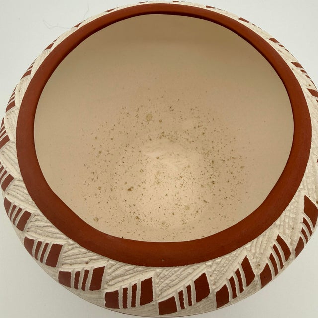Acoma Pueblo Hand-Coiled Pottery Bowl — Signed, New Mexico, 6” Diameter For Sale In Richmond - Image 6 of 7
