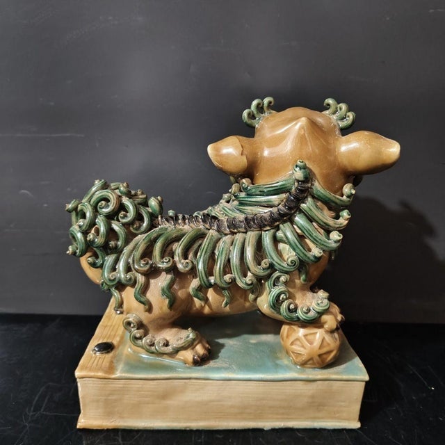 Vintage Shiwan Kiln Amber Glazed Foo Dogs on Pedestals - A Pair For Sale In New York - Image 6 of 9