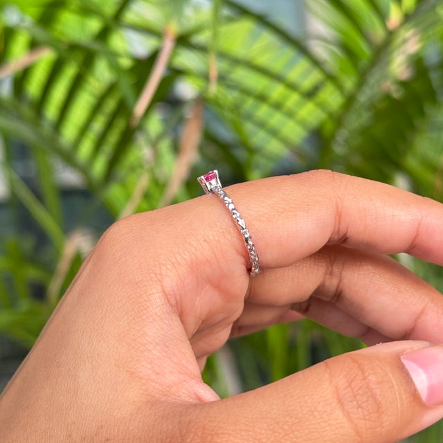 Brilliant Round Cut Pink Sapphire & Diamond Stacking Ring Size 7 in 14k Yellow Gold For Sale - Image 12 of 16