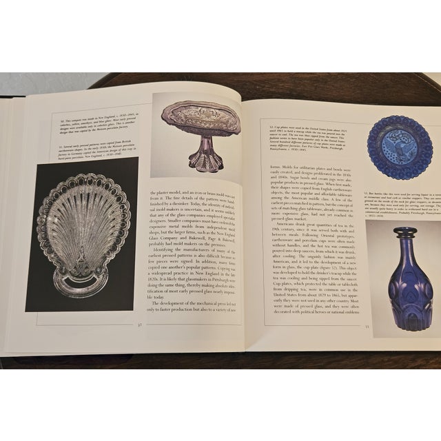 Masterpieces of American Glass Corning Museum of Glass Reference Book 1990 For Sale - Image 4 of 5
