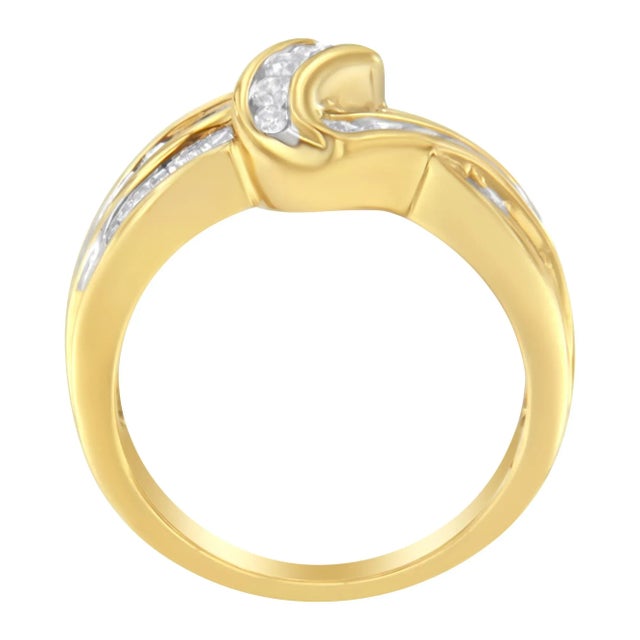 Contemporary 10K Yellow Gold 3/4 Cttw Channel Set Round and Baguette-cut Diamond Double Shank Bypass Ring (J-K Color, I1-I2 Clarity), Size 7.25 For Sale - Image 3 of 8