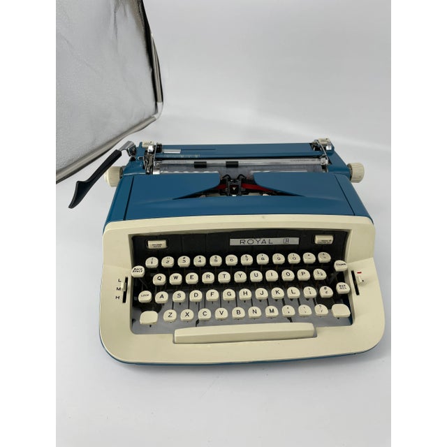 Vintage Blue Royal Precision Portable Typewriter With Case For Sale - Image 4 of 12
