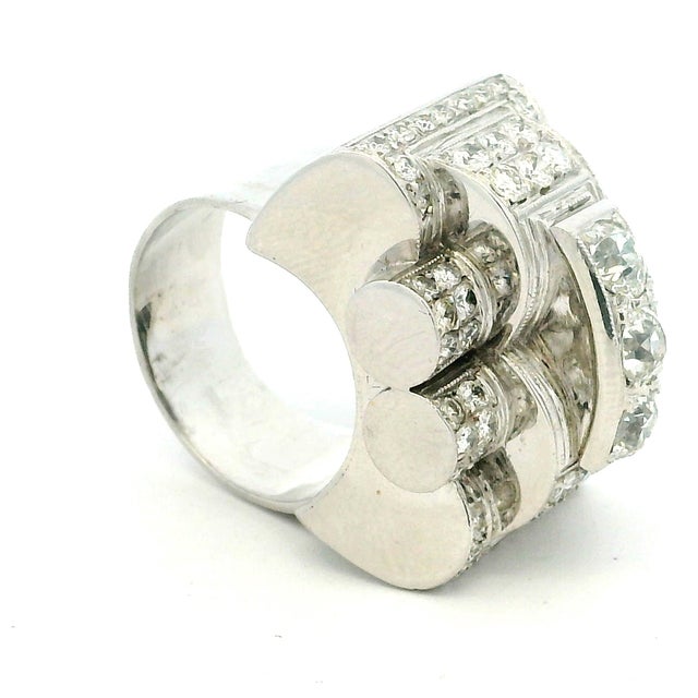 Art Deco Platinum Old European Cut Diamond Ring, 3 Carats Total, Circa 1930 For Sale - Image 4 of 14