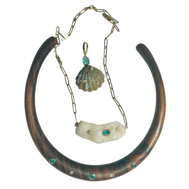 Epic Australian Opal Shell Pendant With Diamonds, Emerald & 14k Gold For Sale - Image 10 of 10