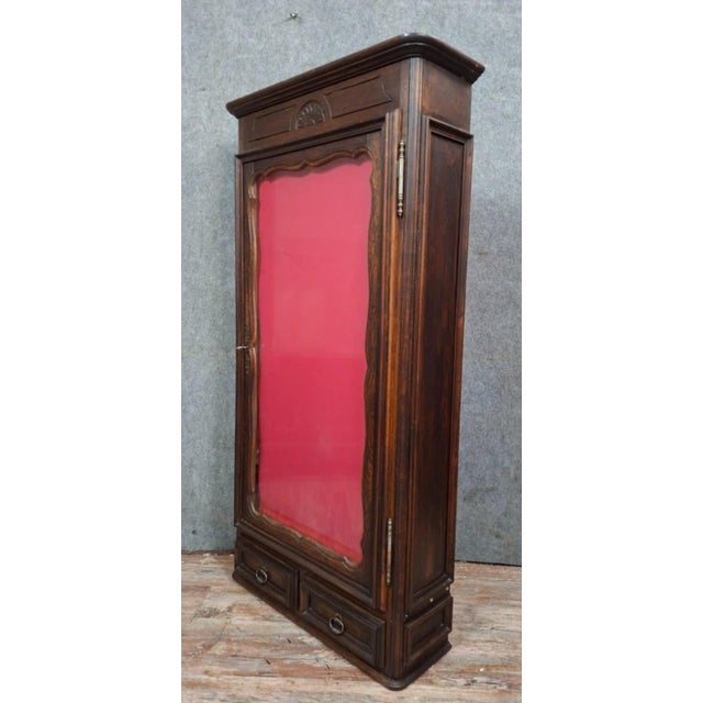 20th Century Display Case in Stained Wood and Red Padded Interior For Sale - Image 4 of 6