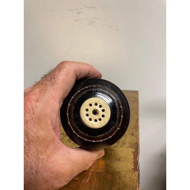 Folk Art Whaler Made Bone and Ebonized Wood Round Lidded Box, circa 1850 For Sale - Image 3 of 12