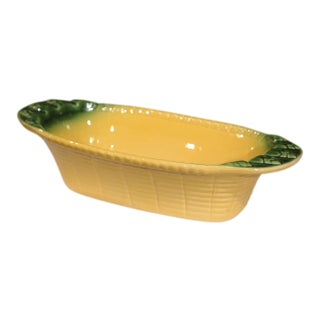 Early 20th Century French Majolica Barbotine Yellow and Green Serving Dish For Sale