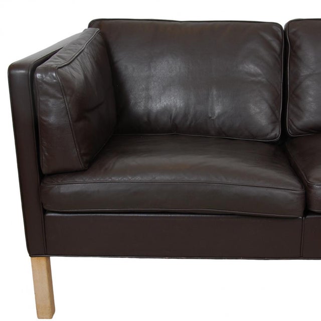 Wood Model 2442 2-Seater Sofa in Brown Leather by Børge Mogensen for Fredericia, 1970s For Sale - Image 7 of 16
