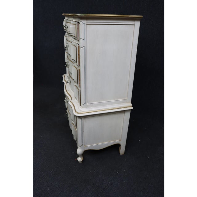 White Drexel Louis XV Style White & Gilt Chest on Chest For Sale - Image 8 of 9