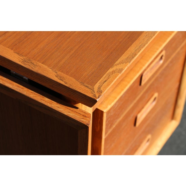 Mid-Century Modern Extendable Writing Desk by Arne Vodder For Sale - Image 10 of 12