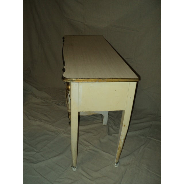 Vintage Baronet French Provincial Writing Desk – Collector Quality For Sale - Image 11 of 15