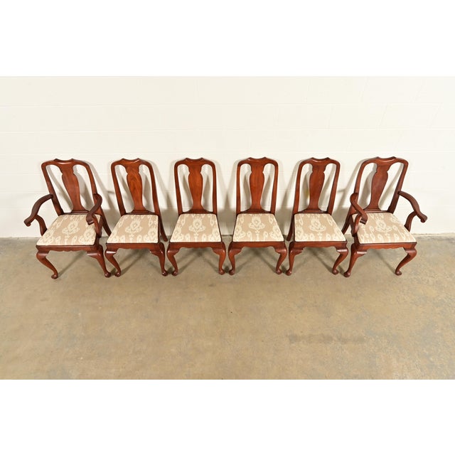 1970s Henkel Harris Queen Anne Solid Cherry Wood Dining Chairs | Set of Six For Sale - Image 5 of 16