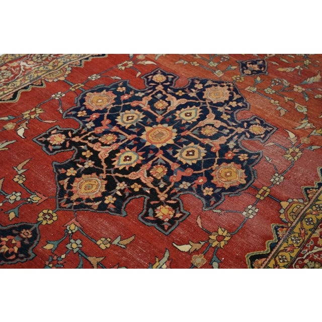 Antique Sarouk Rug 4'2'' x 6'6'' For Sale In New York - Image 6 of 9