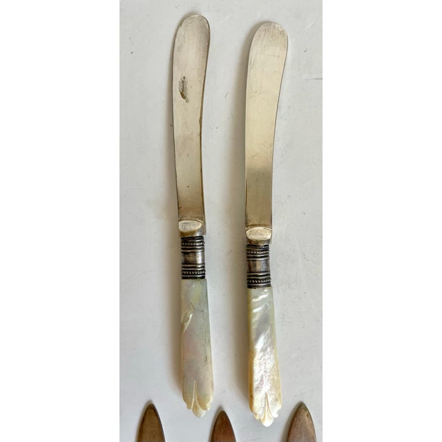 Late 19th Century Late 19th Century Mother-of-Pearl & Silver Plate Spreaders – Set of 7 For Sale - Image 5 of 9