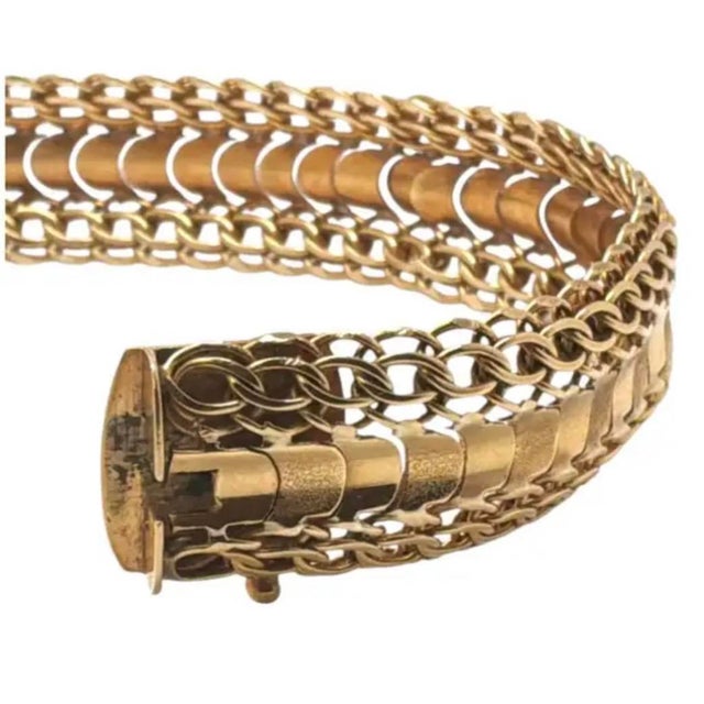 Modern 18k Yellow Gold Italian Mesh Bracelet Vintage For Sale - Image 3 of 9
