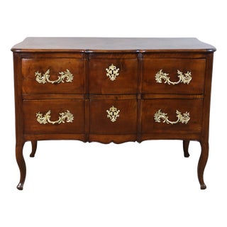 18th Century Walnut Commode For Sale