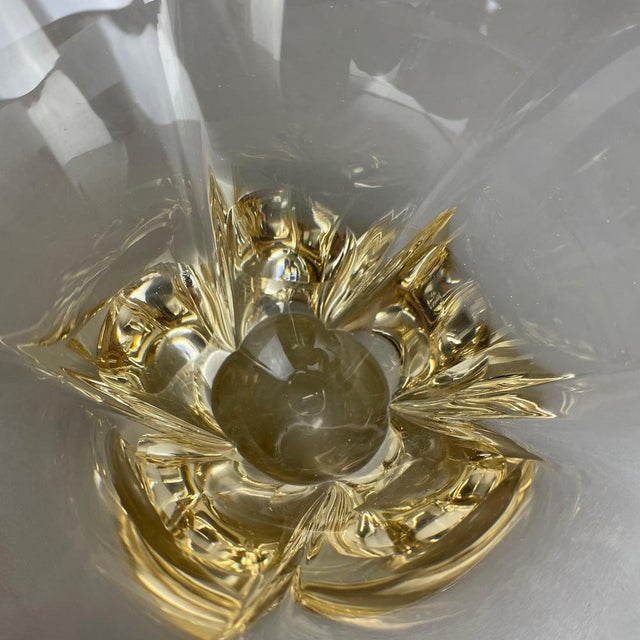 Large Crystal Glass Centerpiece Shell Bowl from Daum Nancy, France, 1970s For Sale - Image 12 of 18
