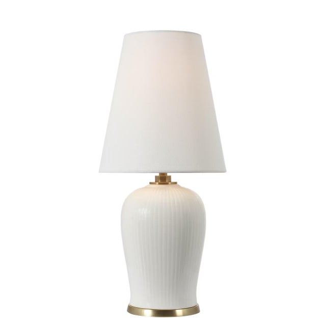 Traditional Thomas O'Brien by Visual Comfort Signature Opera 16" Table Lamp in Ivory with Linen Shade For Sale - Image 3 of 3
