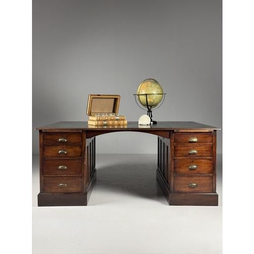 English Desk with Green Leather For Sale - Image 12 of 18