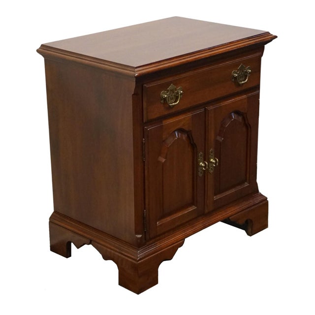 KNOB CREEK Solid Cherry Traditional Style 24" Cabinet Nightstand 31-5426 26.5" High 24.25" Wide 16.25" Deep We specialize...
