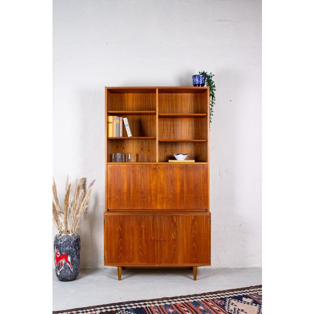 Poul Hundevad Danish Secretary in Teak by Poul Hundevad for Hundevad & Co., 1960s For Sale - Image 4 of 18