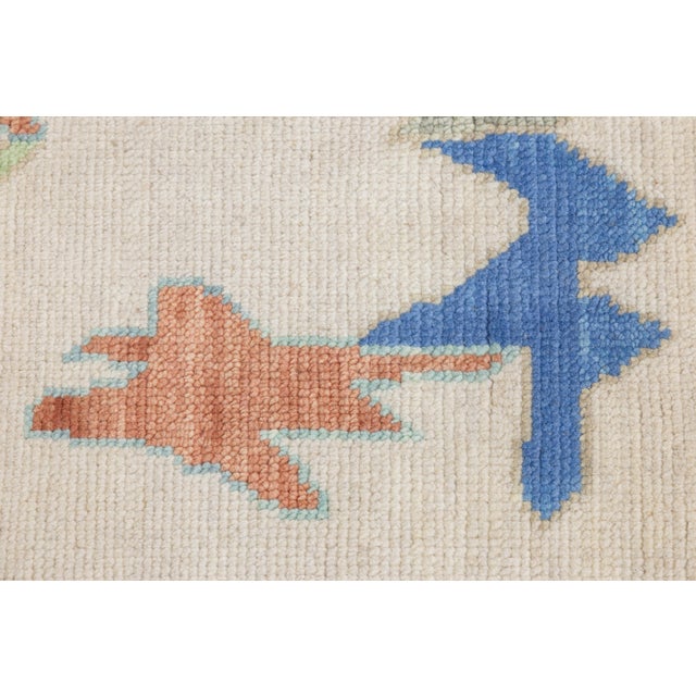 2020s Contemporary Modern Oushak Style Hand-Knotted Wool Area Rug in Soft Neutrals For Sale - Image 5 of 12