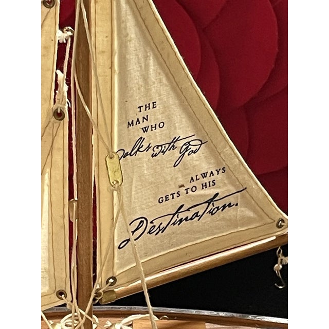 1990s Vintage Wooden Linen Rope Details Henrietta C Mears Quote Sailboat Yacht For Sale - Image 5 of 5