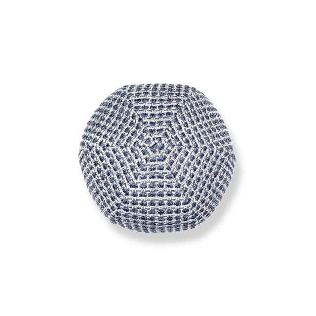 Performance fabric never looked chicer with our Heatherton woven. Featuring 14 fashionable colorways in recycled acrylic...