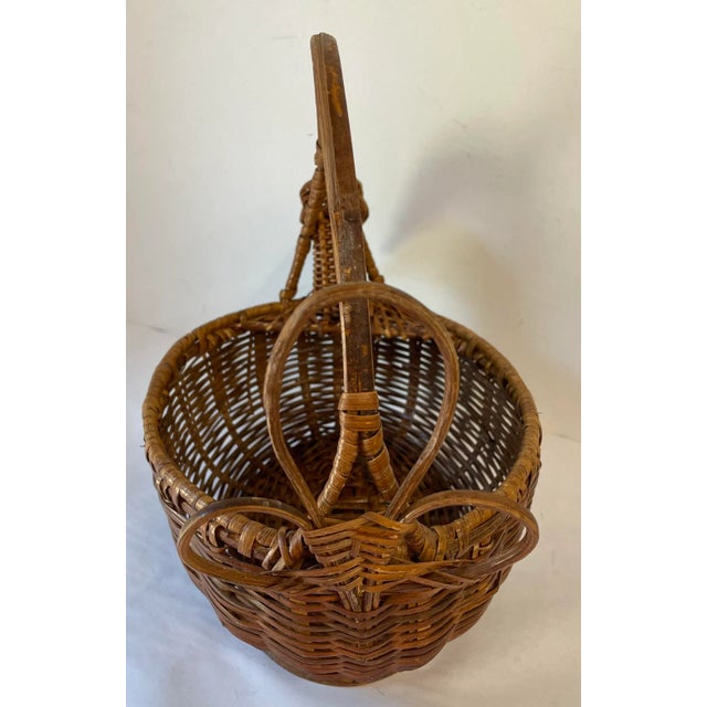 Vintage Wicker Duck Shaped Basket For Sale - Image 4 of 8
