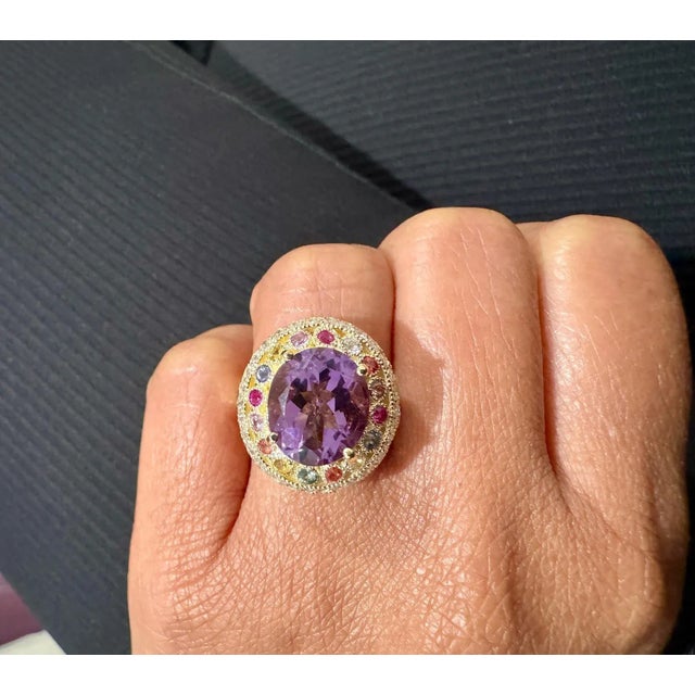 Metal 5.62 Carat Natural Amethyst Diamond Sapphire Yellow Gold Cocktail Ring, Size 7 For Sale - Image 7 of 8