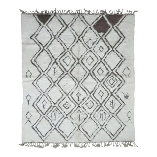 Handmade Berber Wool Rug - 9.8 X 8.2 Ft For Sale