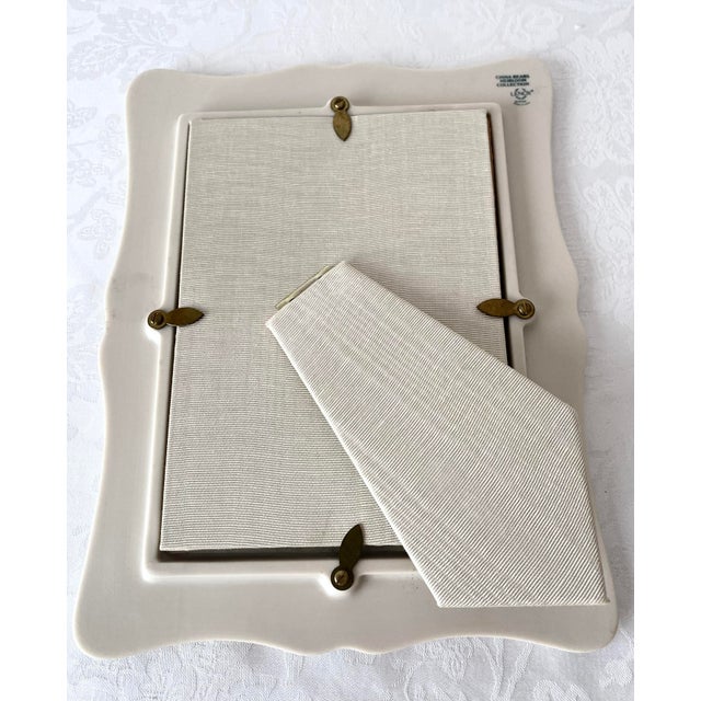 Traditional Exquisite Lenox China Bears Heirloom Collection Portrait Frame Mint Condition Late 20th Century For Sale - Image 3 of 12