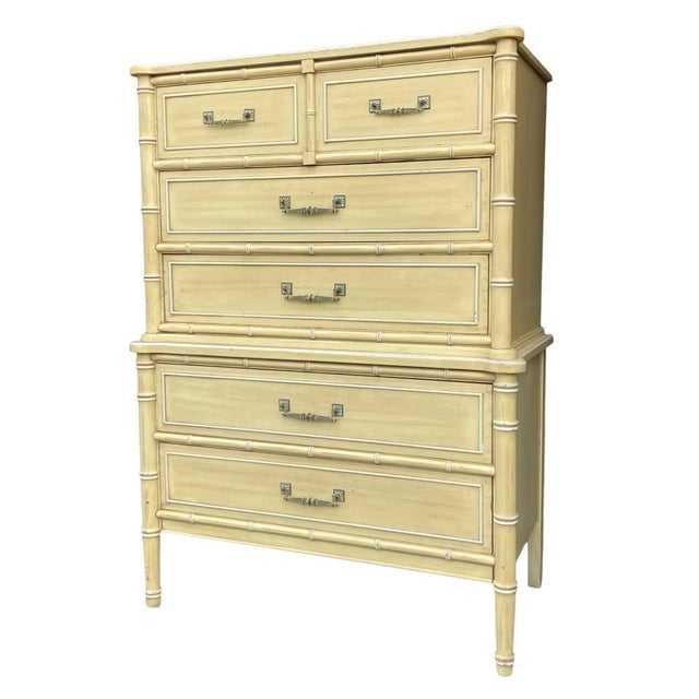 This exceptional vintage bedroom suite by Henry Link features pieces from the iconic Bali Hai collection, celebrated for...