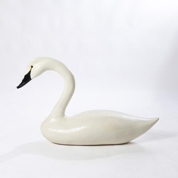 Late 20th Century Late 20th Century Carved Swan For Sale - Image 5 of 9