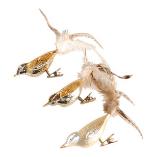 Set of Three Vintage White Silver Mercury Glass Mica Clip on Bird Ornaments For Sale