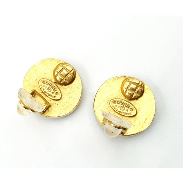 Chanel Chanel Vintage Gold Plated CC Green Stone Round Clip on Earrings, A Pair For Sale - Image 4 of 4