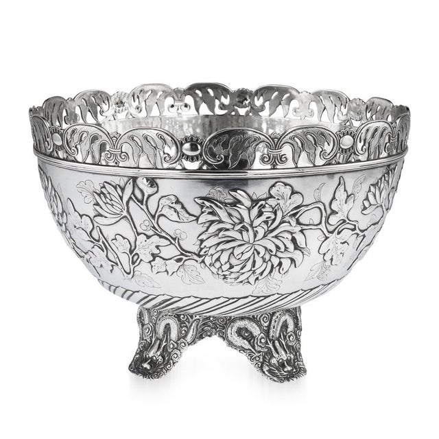 Antique Hong Kong Chinese Solid Silver Bowl from Wing Cheong, 1890s For Sale - Image 16 of 16