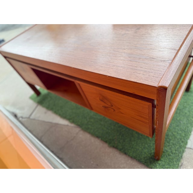 Danish Mid-Century Modern "Floating" Executive Desk in Teak by Dyrlund, Denmark, C. 1960s For Sale - Image 16 of 16
