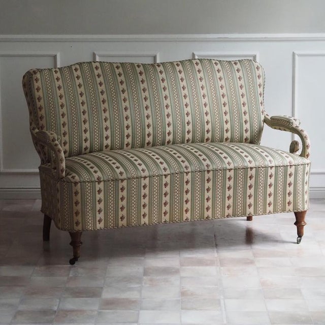 Napoleon III Bench in Walnut, 1880 For Sale - Image 13 of 14