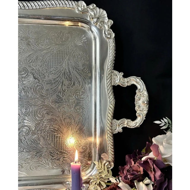 Vintage Sheridan Silver Shell & Gadroon Silverplated Service Tray For Sale In Phoenix - Image 6 of 7