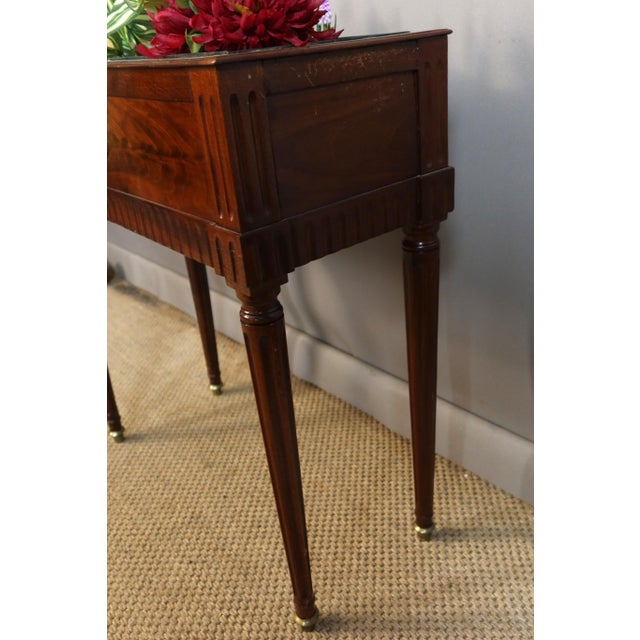 Wood Louis XVI Style Planter in Mahogany For Sale - Image 7 of 11