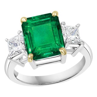 4.5 Carat Emerald Cut Colombian Emerald and 1.4 Carat Diamond 18 Karat Gold Ring For Sale