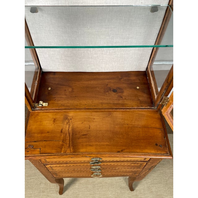 18th Century French Provincial Petite Display Cabinet on Chest For Sale - Image 14 of 18